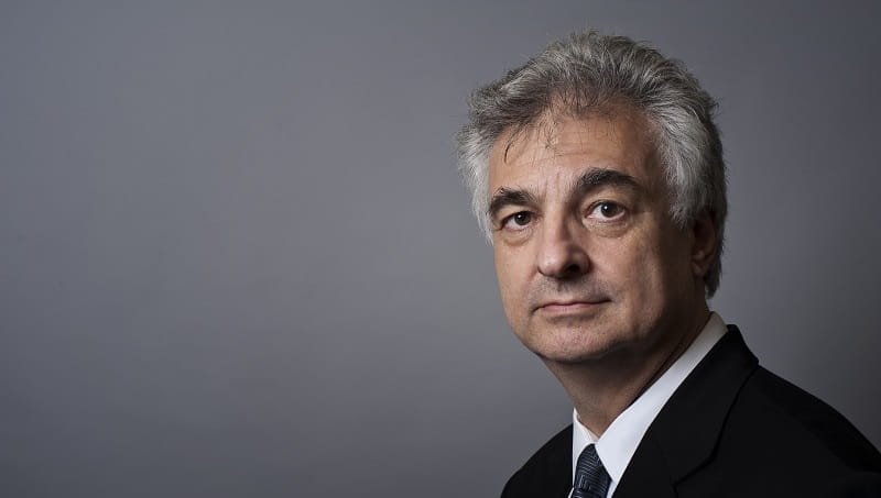 pascal-portrait-5050-desktop